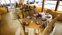 KAPALUA -  Salon Dining